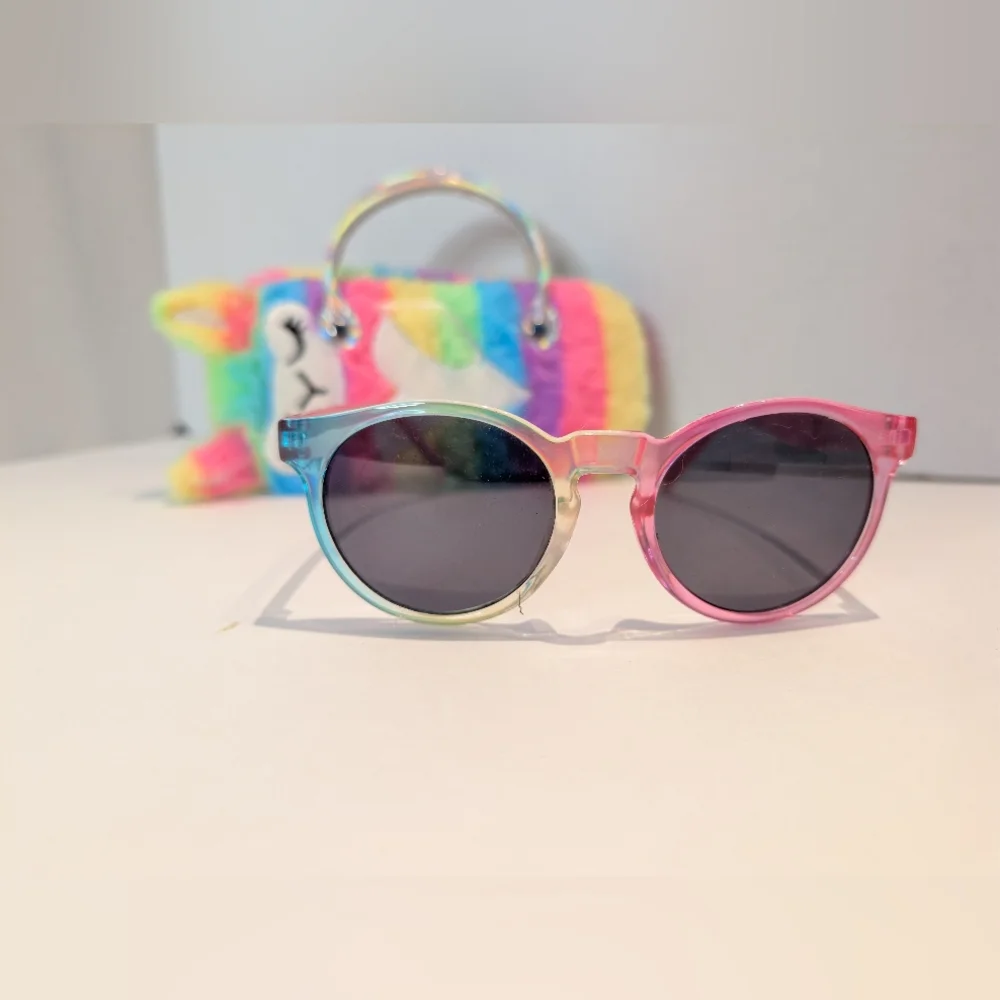 Llama Colorful Round Sunglasses With Adorable Case